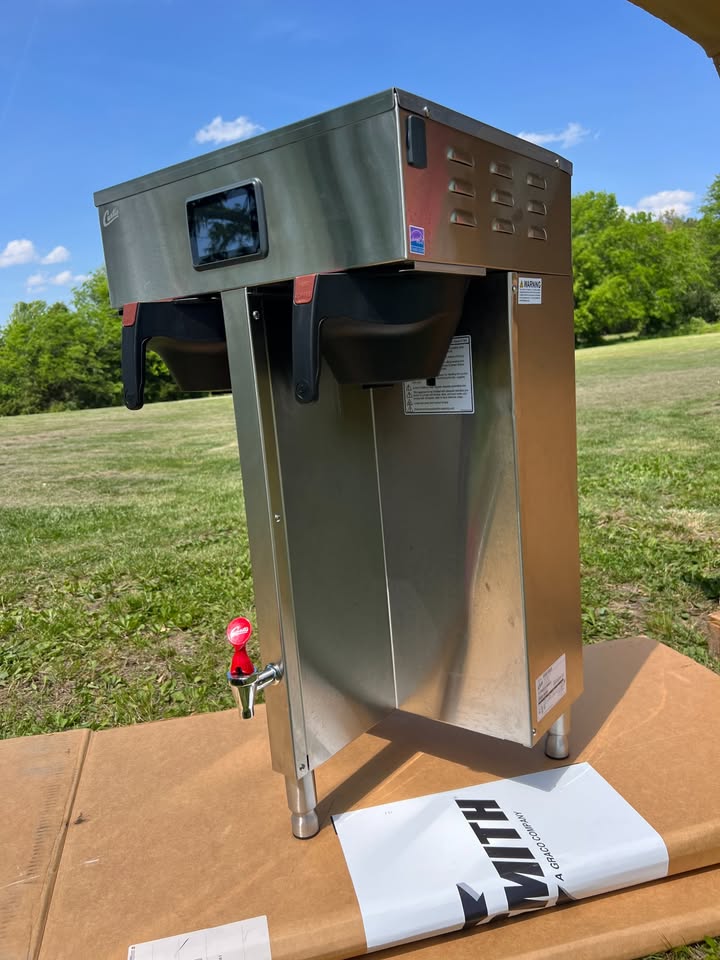 New Curtis G4 ThermoPro Stainless Steel High Capacity Twin Coffee Brewer - 220V ($2,200 Online!)